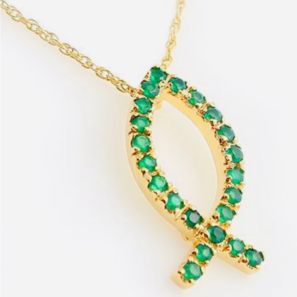 18K Yellow Gold 2.20 CTW Emerald 18 Inch Designer Necklace